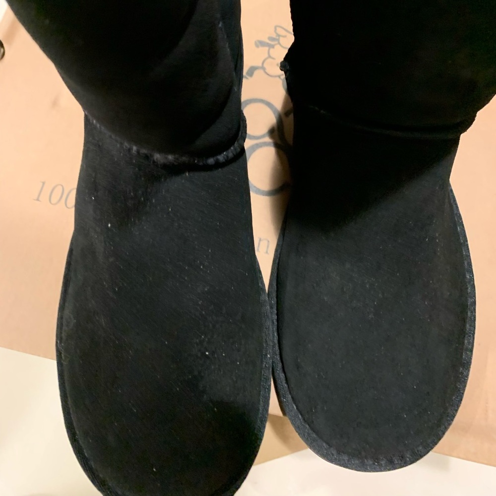 Black boots